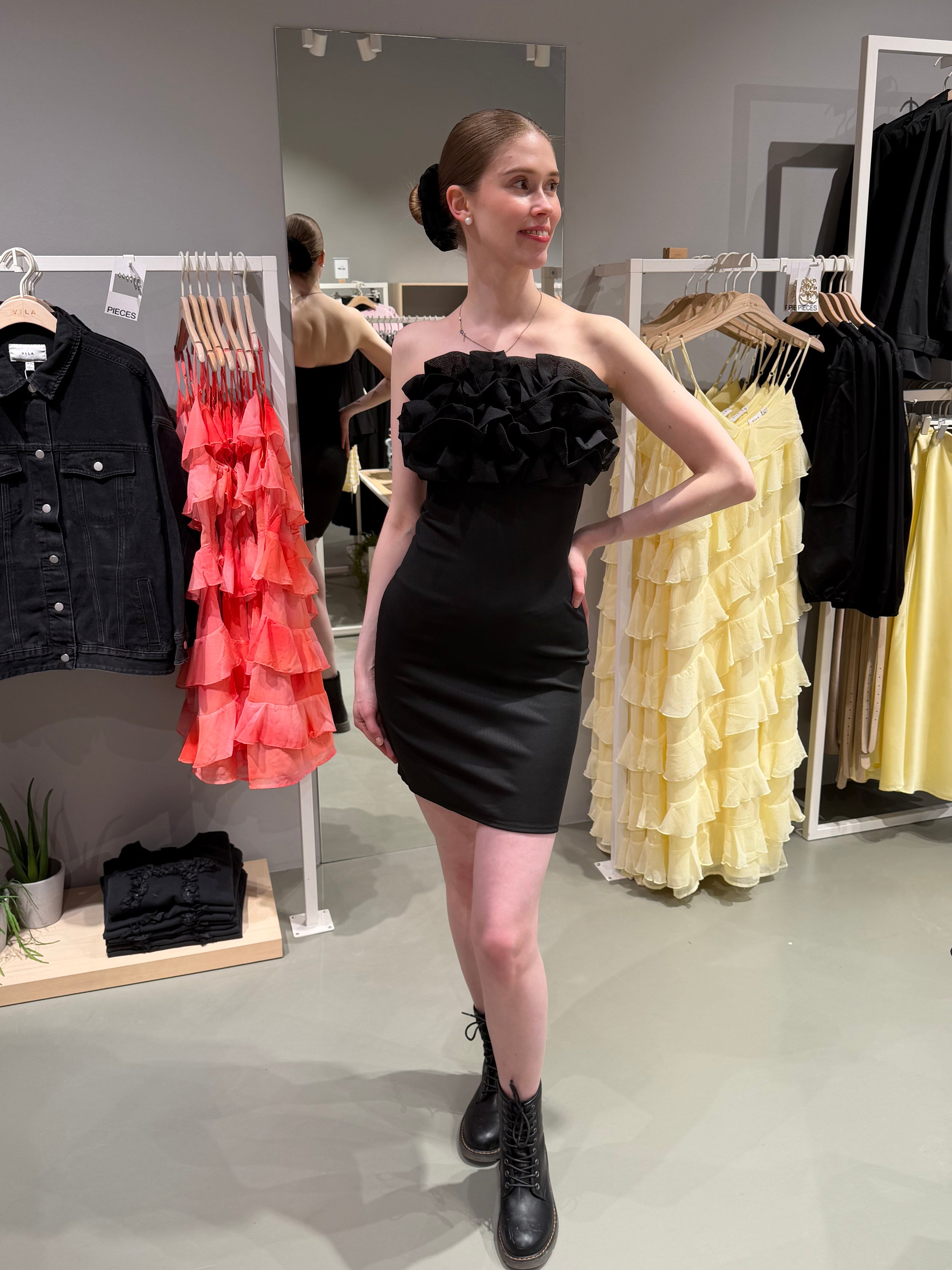 VITOVE Short Dress - Black