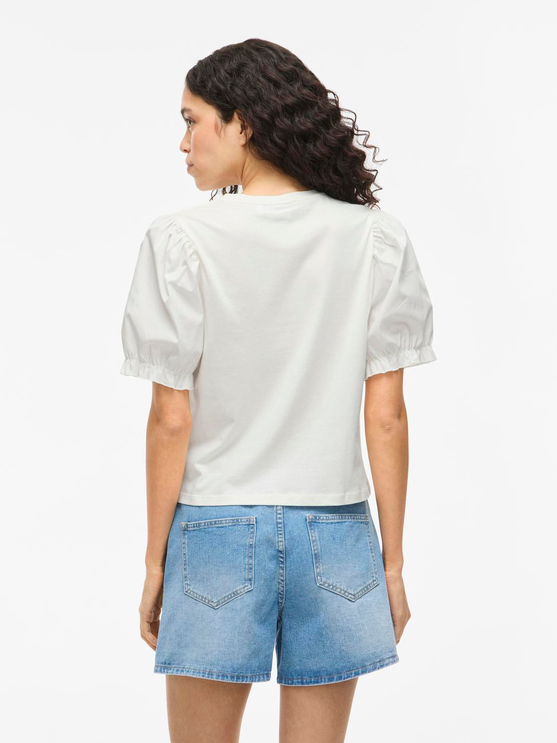 model_shot-back