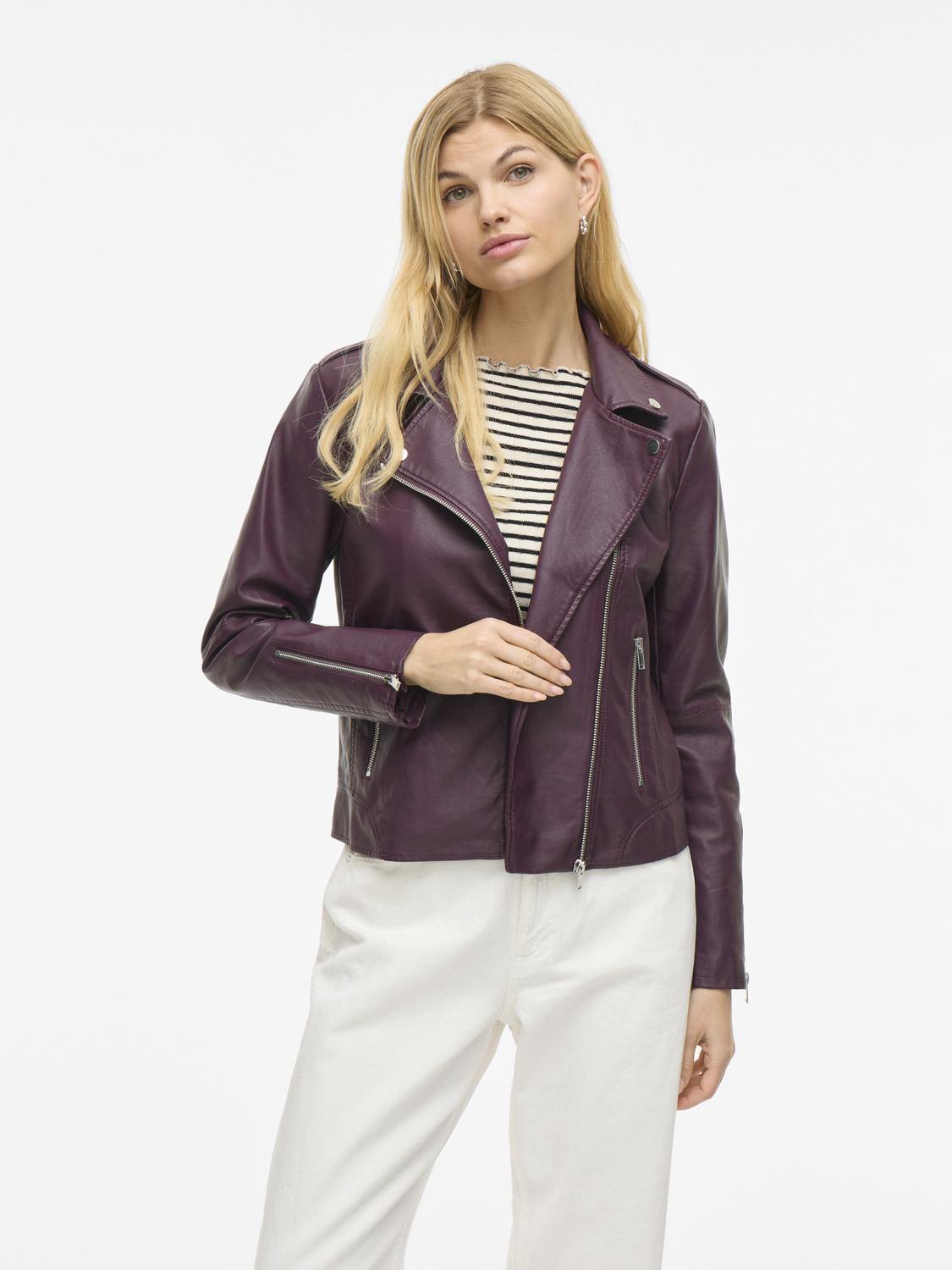 model_shot-front