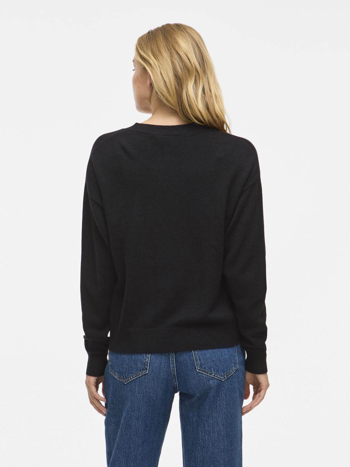 model_shot-back